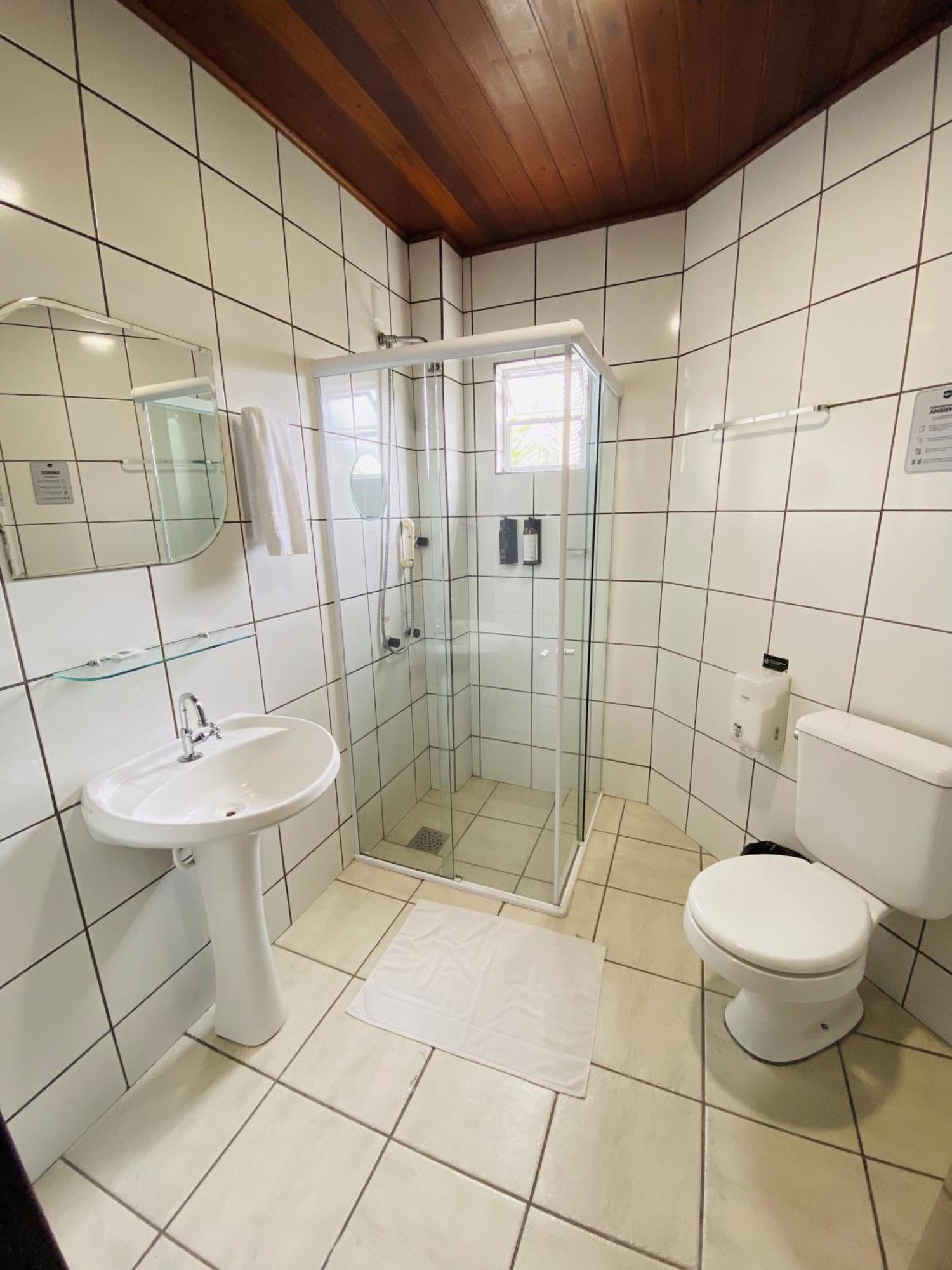 Real Nob Hotel Orleans Zewnętrze zdjęcie