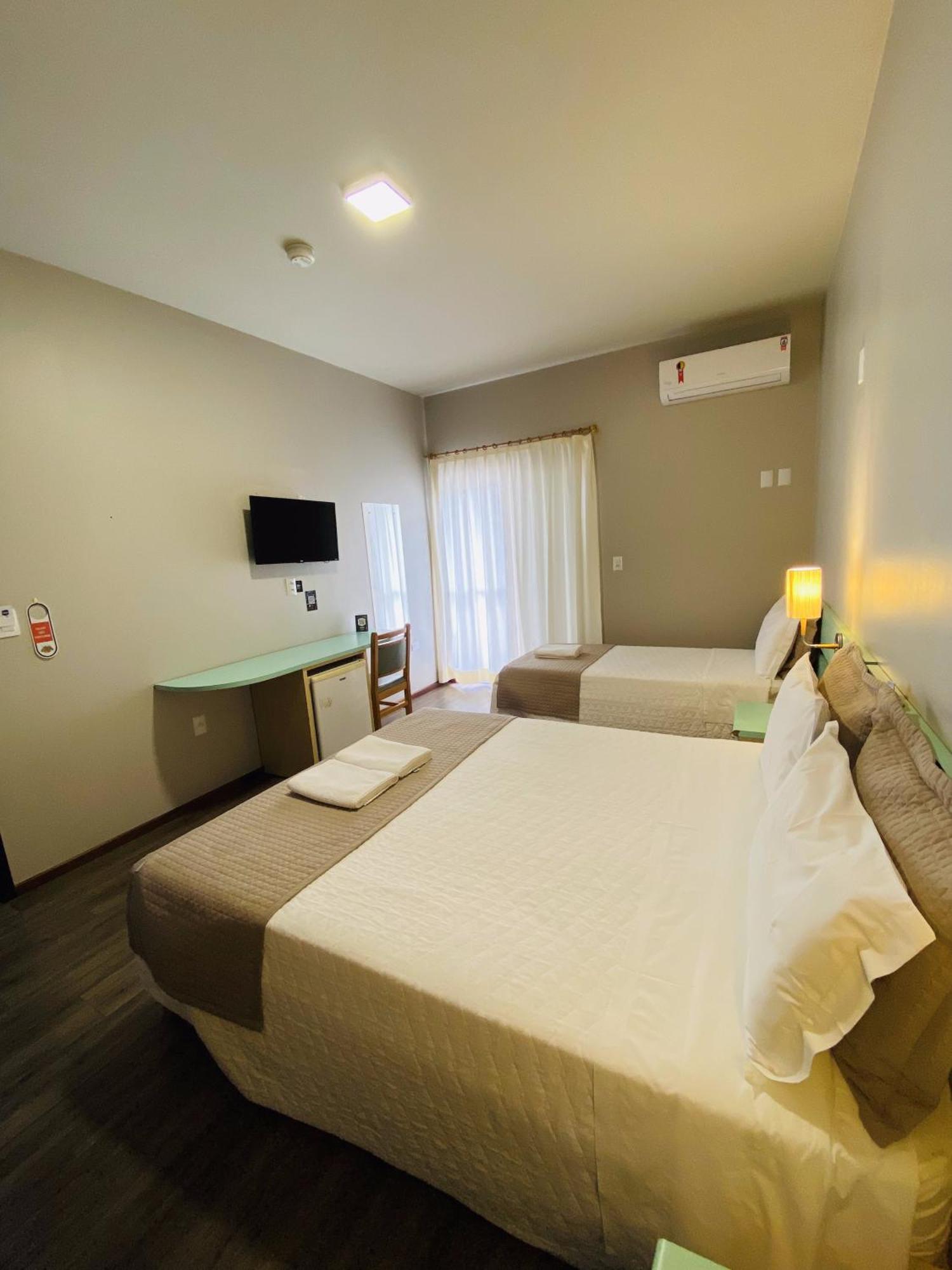 Real Nob Hotel Orleans Zewnętrze zdjęcie
