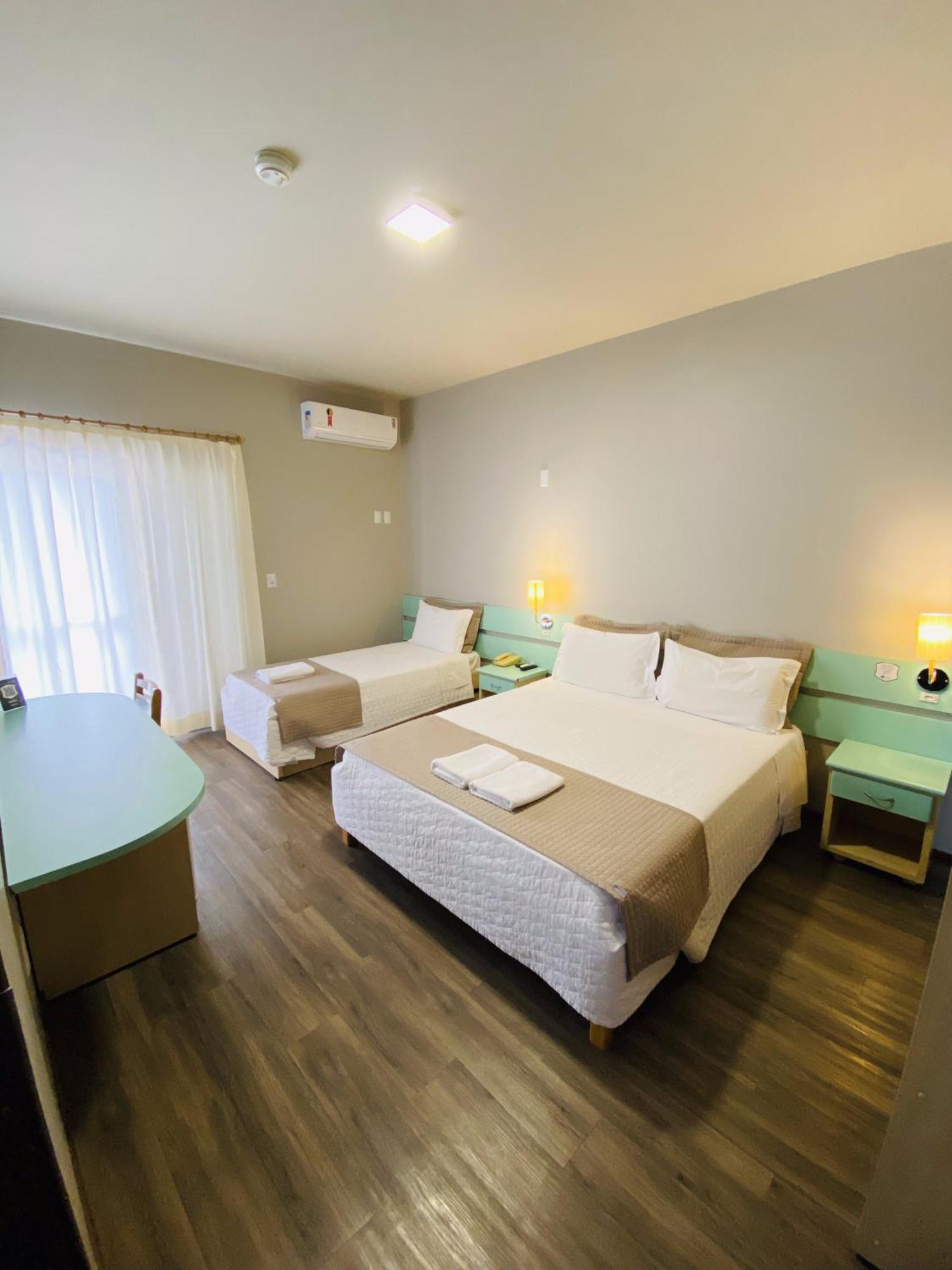 Real Nob Hotel Orleans Zewnętrze zdjęcie