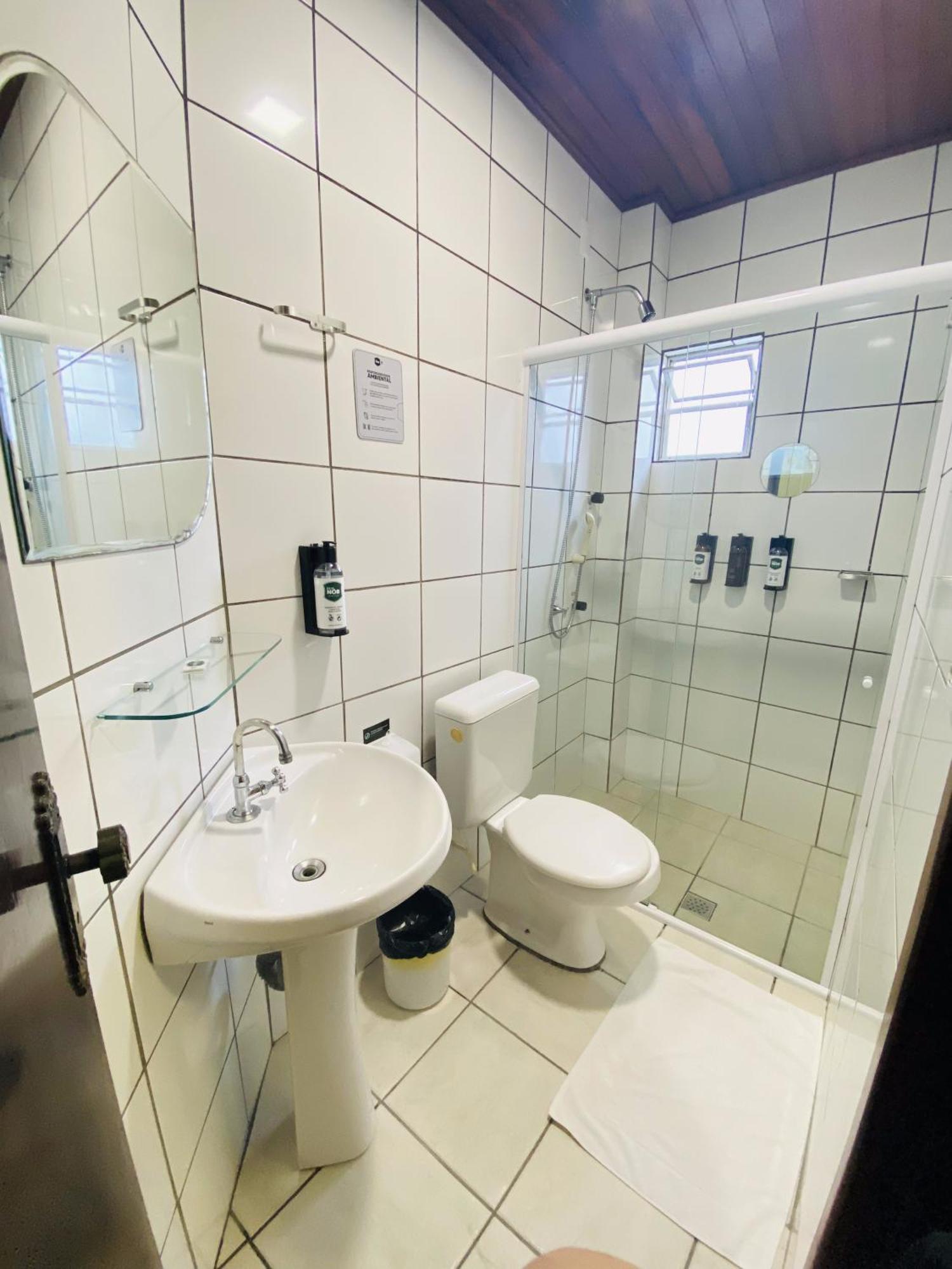 Real Nob Hotel Orleans Zewnętrze zdjęcie